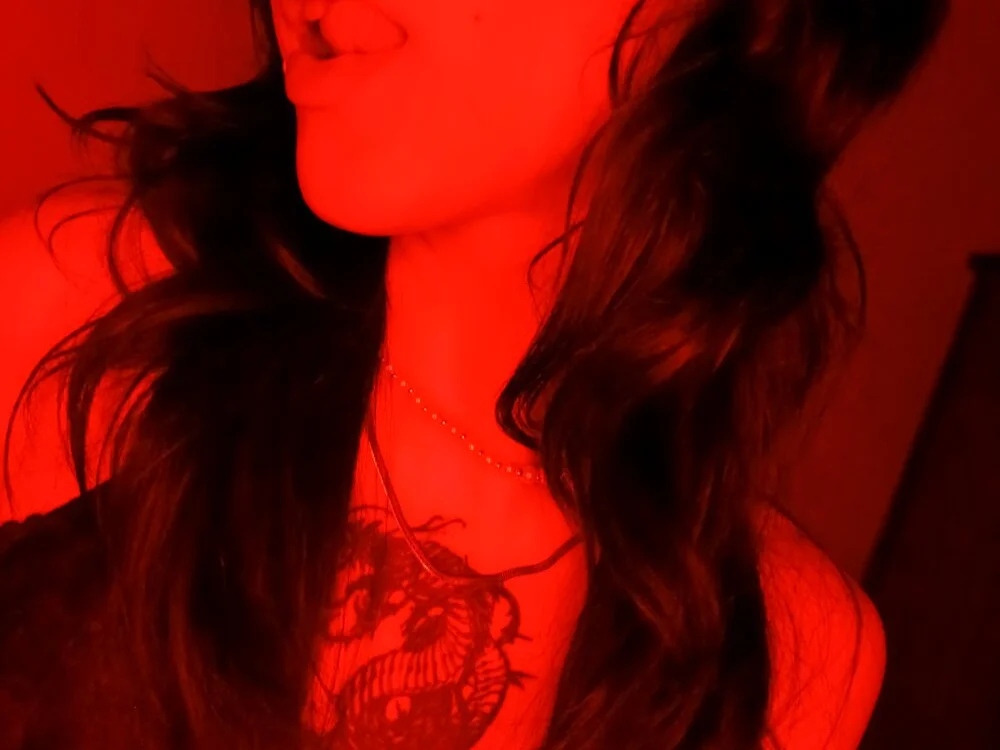 White_PrincessKala's Offline XXX Chat