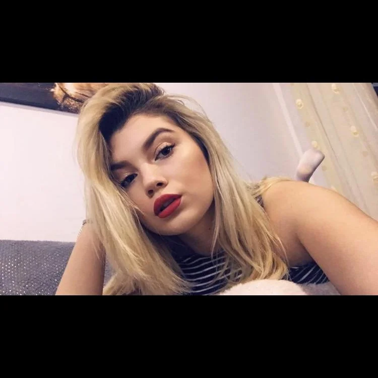 SeductivebeautyXxX's Offline XXX Chat