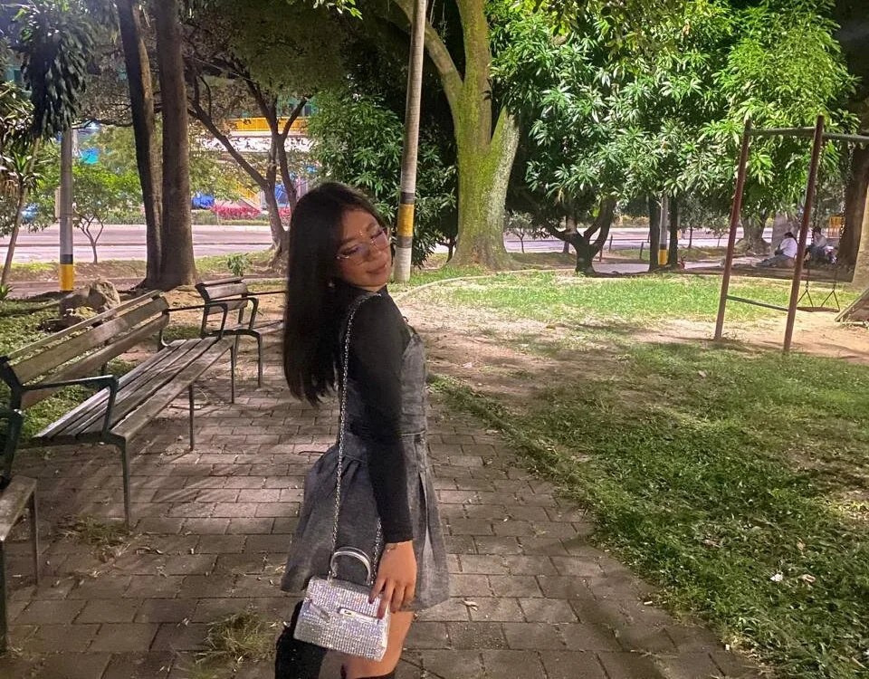 Petitte_Mussa: онлайн-секс-чат