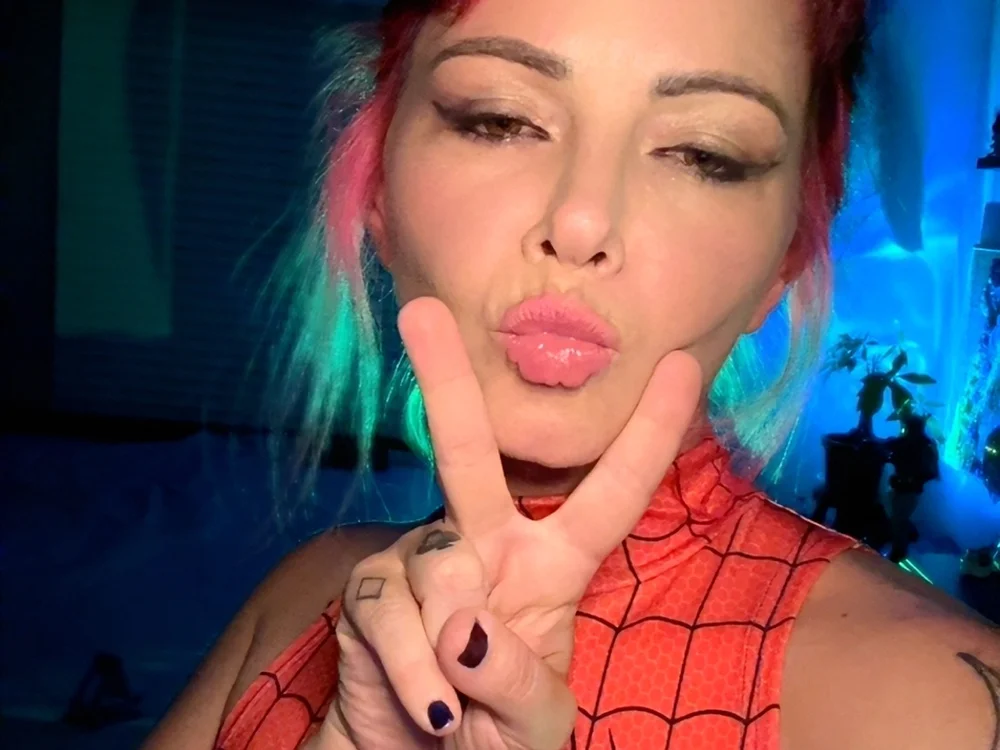 Chat XXX offline de MarlaFknSinger