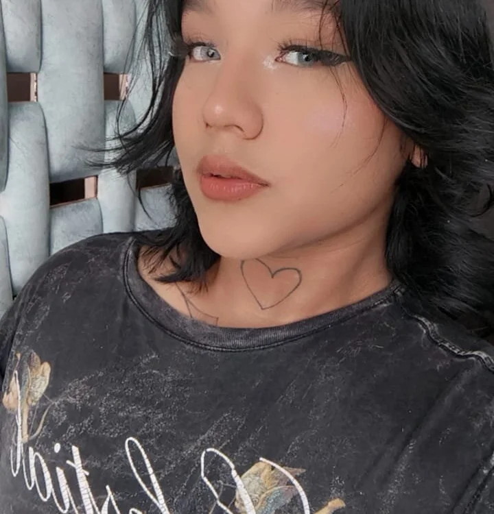 Офлайн-чат XXX IssadoraaR