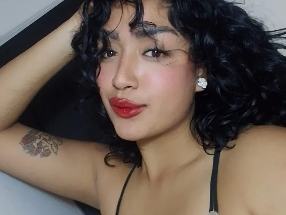 ema_saeenz cam model