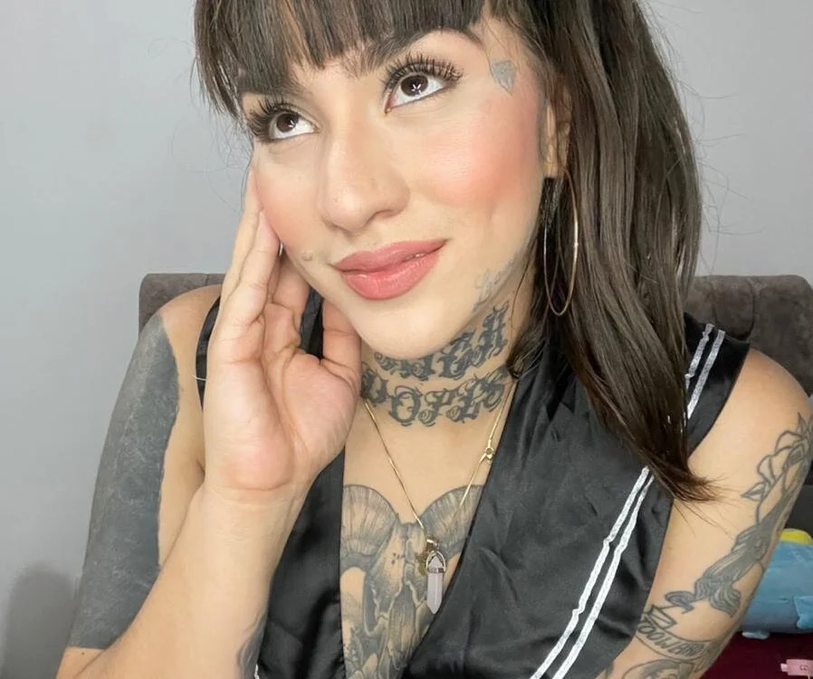 mia_inkk offline XXX-chatje