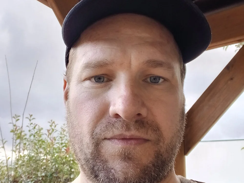 1teaser101: συνομιλία ΧΧΧ εκτός σύνδεσης