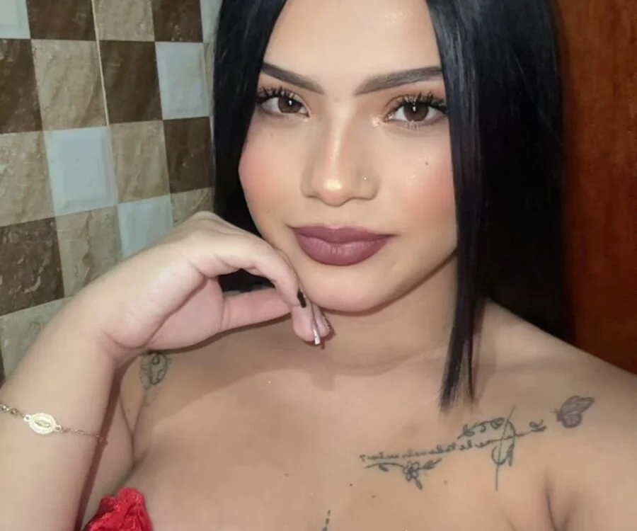 miss_luciana__'s Offline XXX Chat