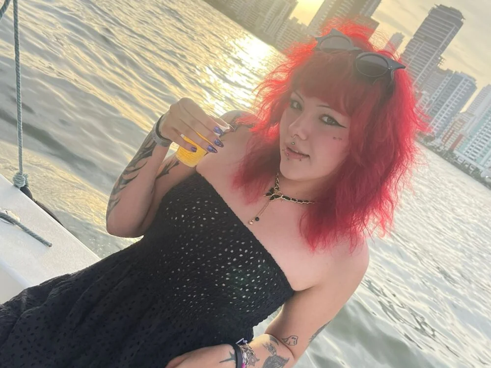 Sarah-Stoner: συνομιλία ΧΧΧ εκτός σύνδεσης