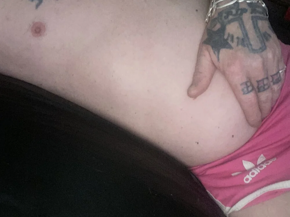 beg4mycutiepie0Ulick Offline XXX-chat