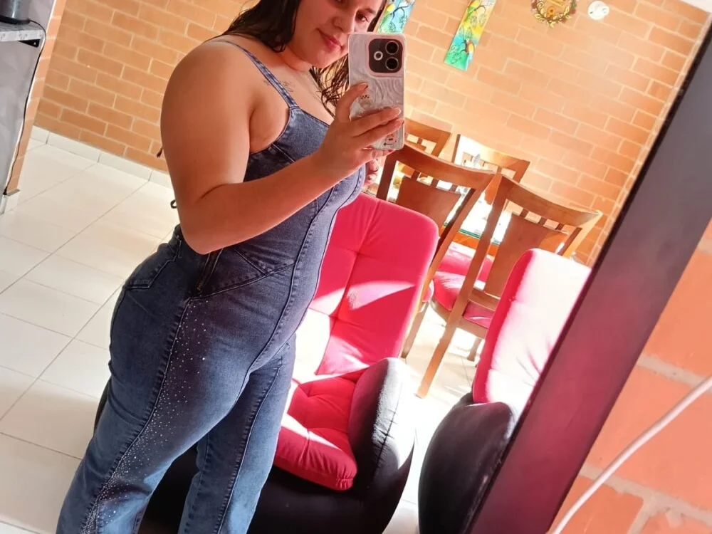 BabyBlondeX_eup offline XXX-chat