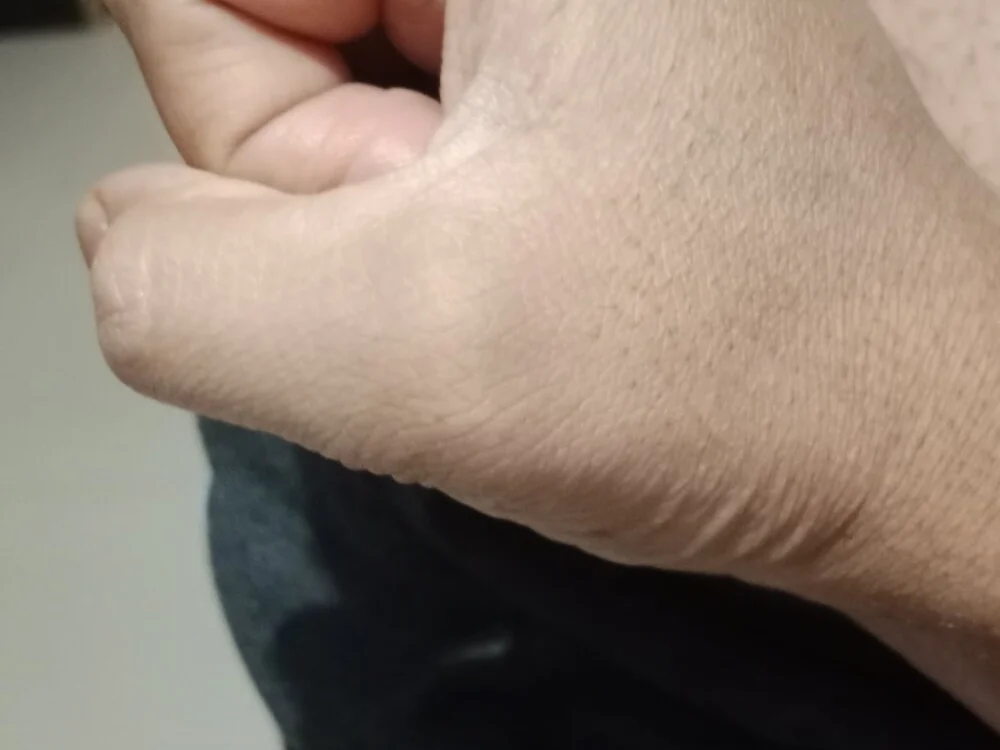 fuckatnight69's Offline XXX Chat