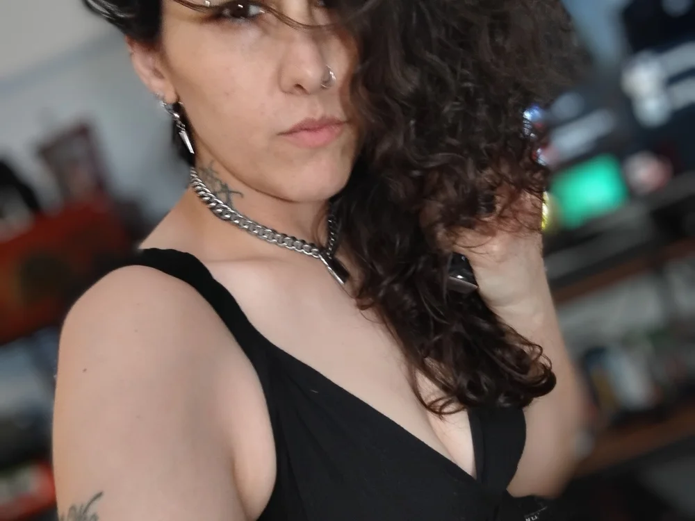 Rain_Hendrixxx's Offline XXX Chat