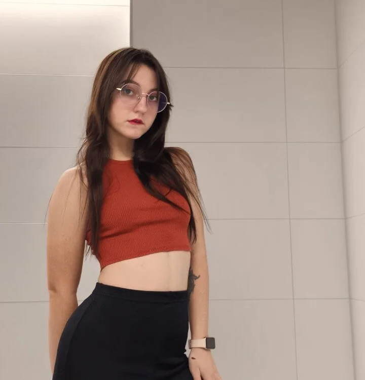 Sweet_cherry054 Offline XXX-chat