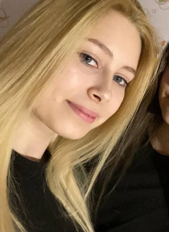 Barbie__World's Offline Chat Room
