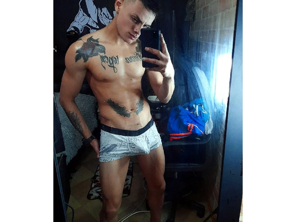 danilohot_19's most recent online preview