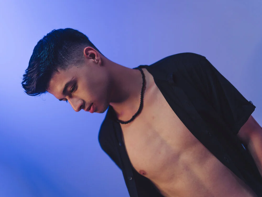 EdwardRoss_ Chat XXX offline