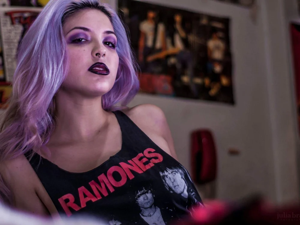Delficc's Offline Chat Room