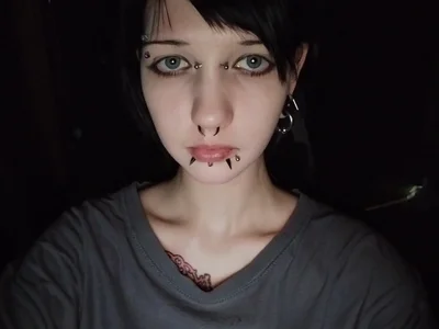 Shempert_ghot on StripChat