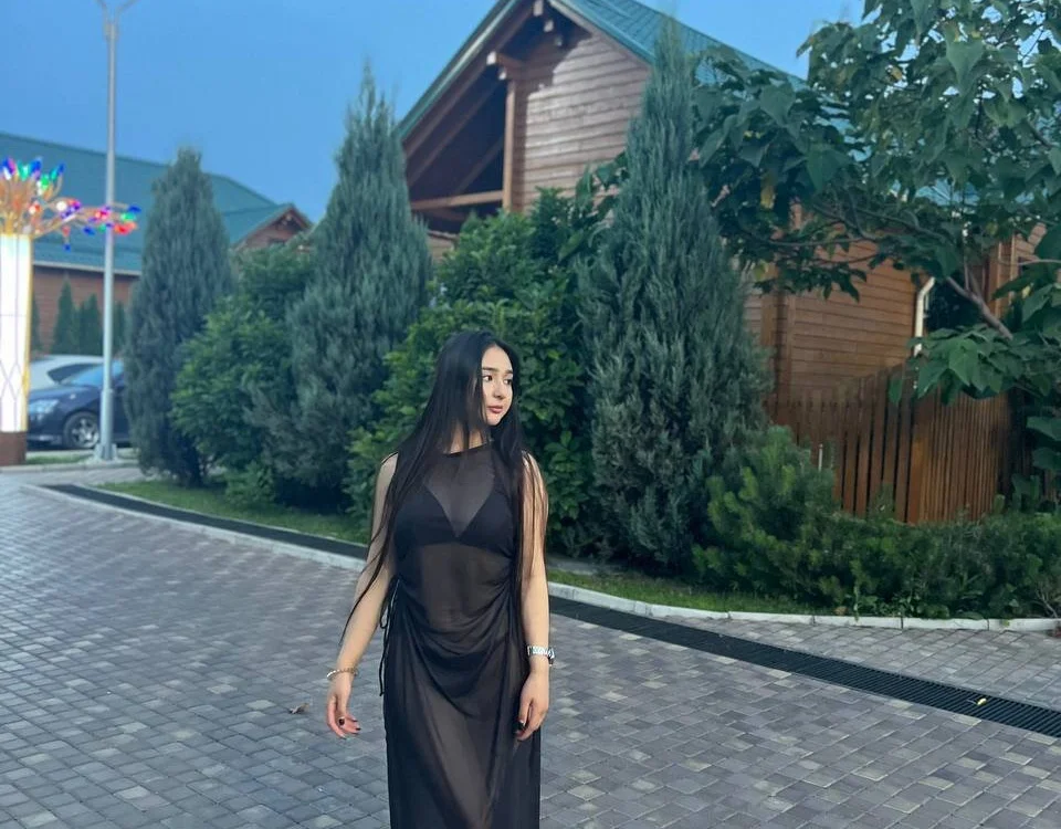 Moon_Rosse offline chatrum