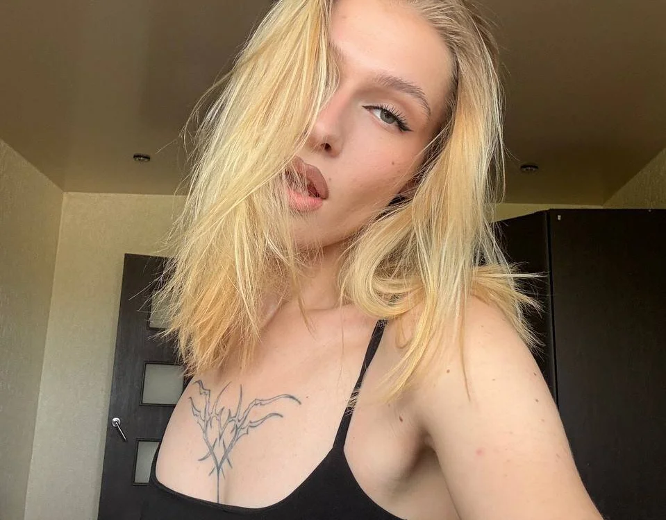 JammieMihaly Offline XXX-Chat