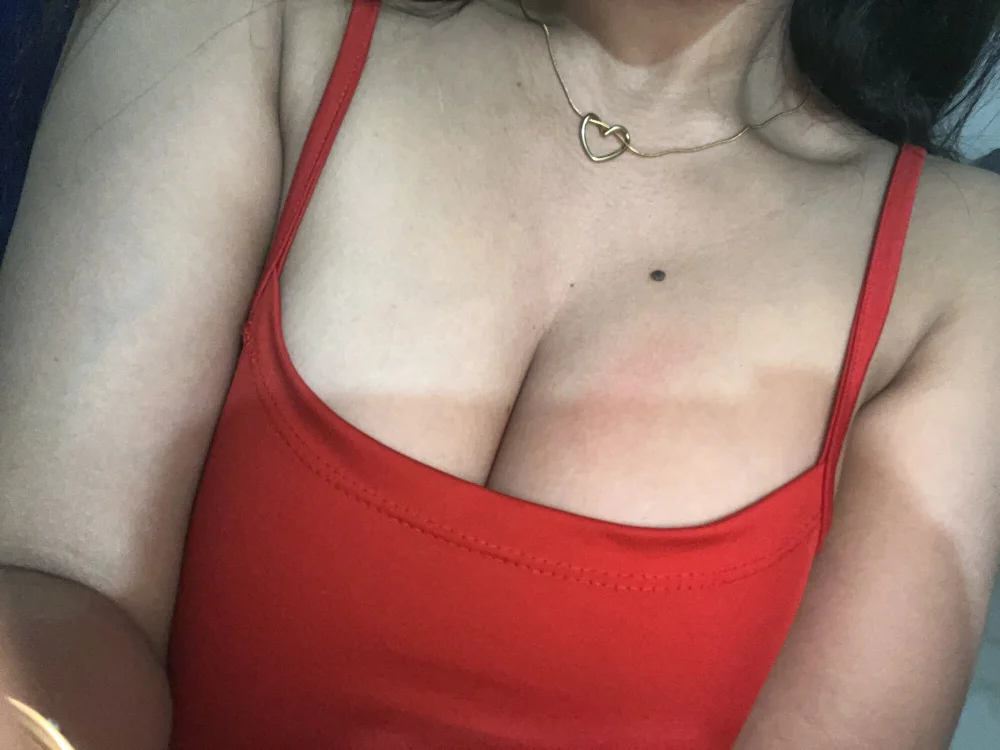 sexysilk1's Offline XXX Chat