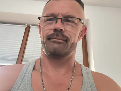 Alfredrolf Male Medium Nude Webcam