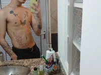 Emirvip's webcam live show