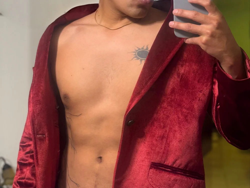 alexHotTrip