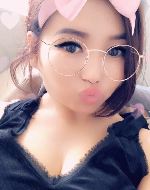sindelrosse's Offline Chat Room