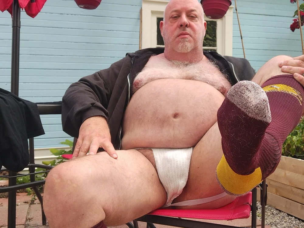 beardaddychub2's Offline Chat Room