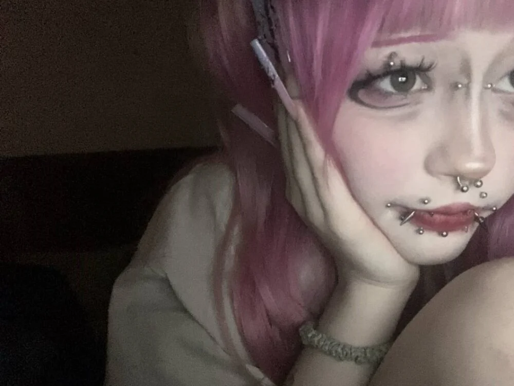 Necucuby's Offline XXX Chat