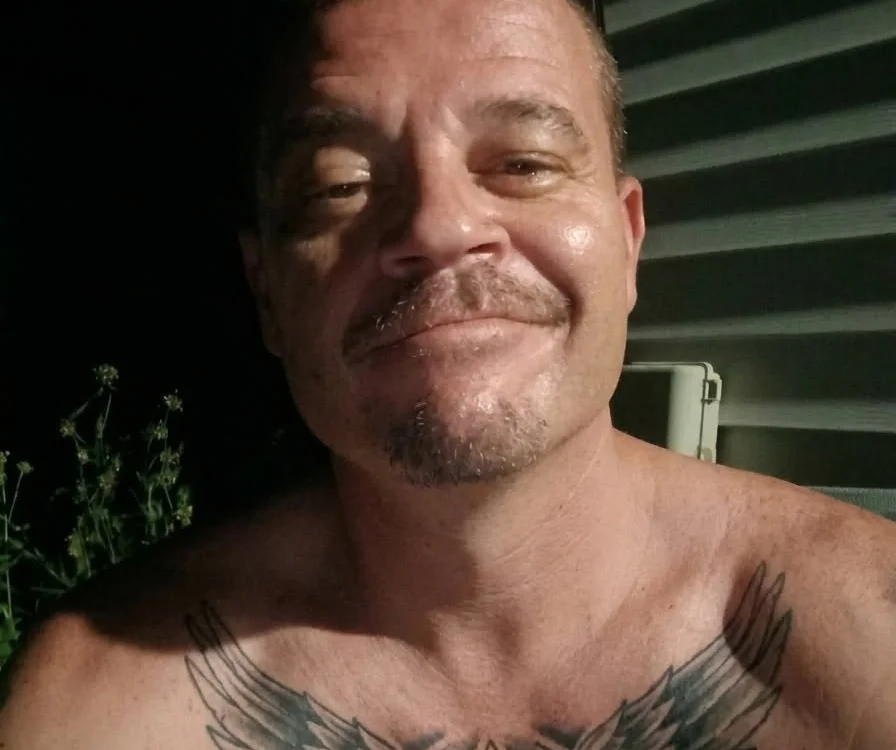 Davo84123 Chat XXX offline
