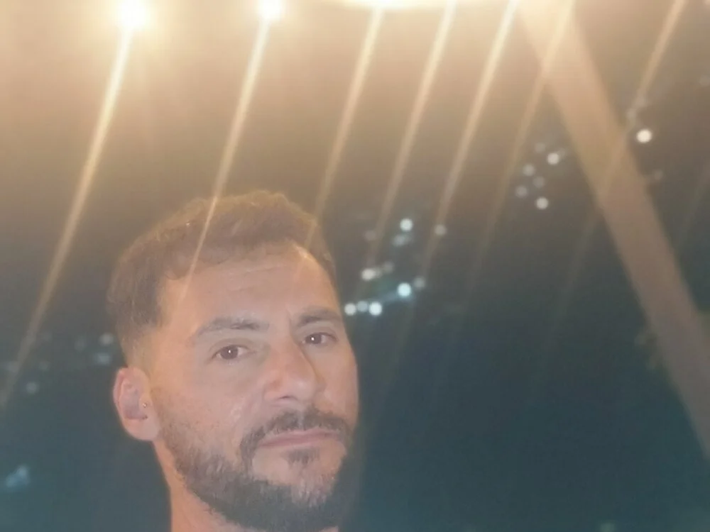 Erickpritz_xhn Offline XXX chat