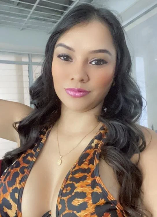 sararestrepoxxx69's Offline XXX Chat