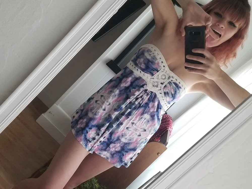 anyadoll-95's Offline Chat Room