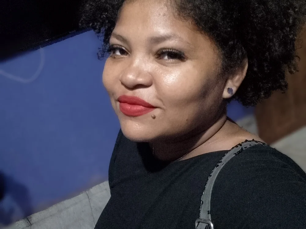 Vanessinhapica's Offline Chat Room
