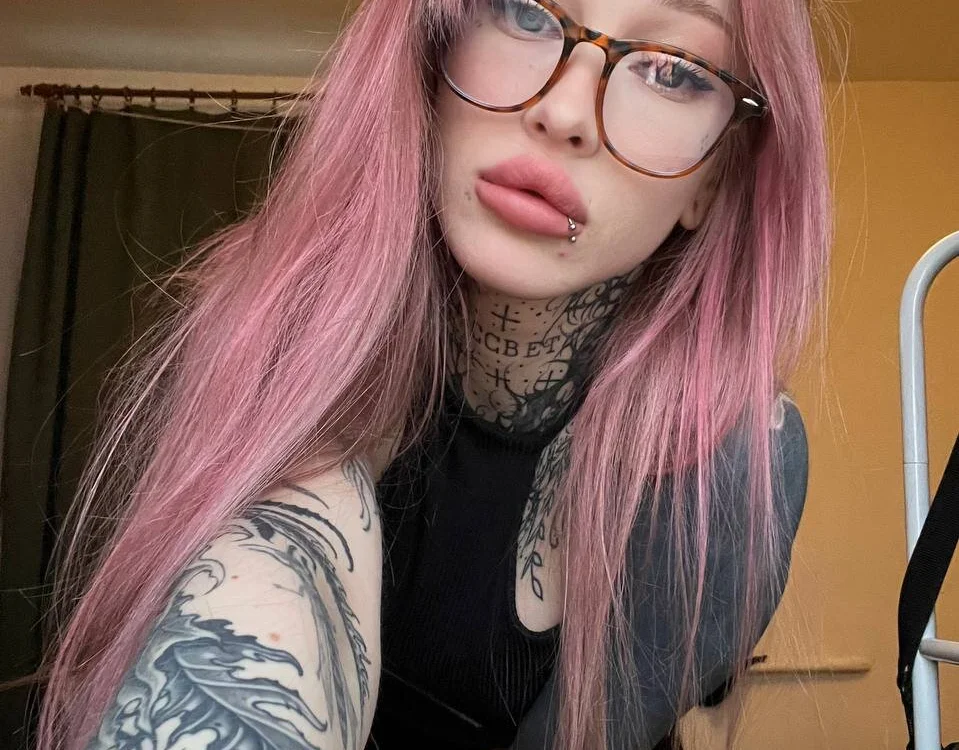 Lily_Pepper offline chatrum