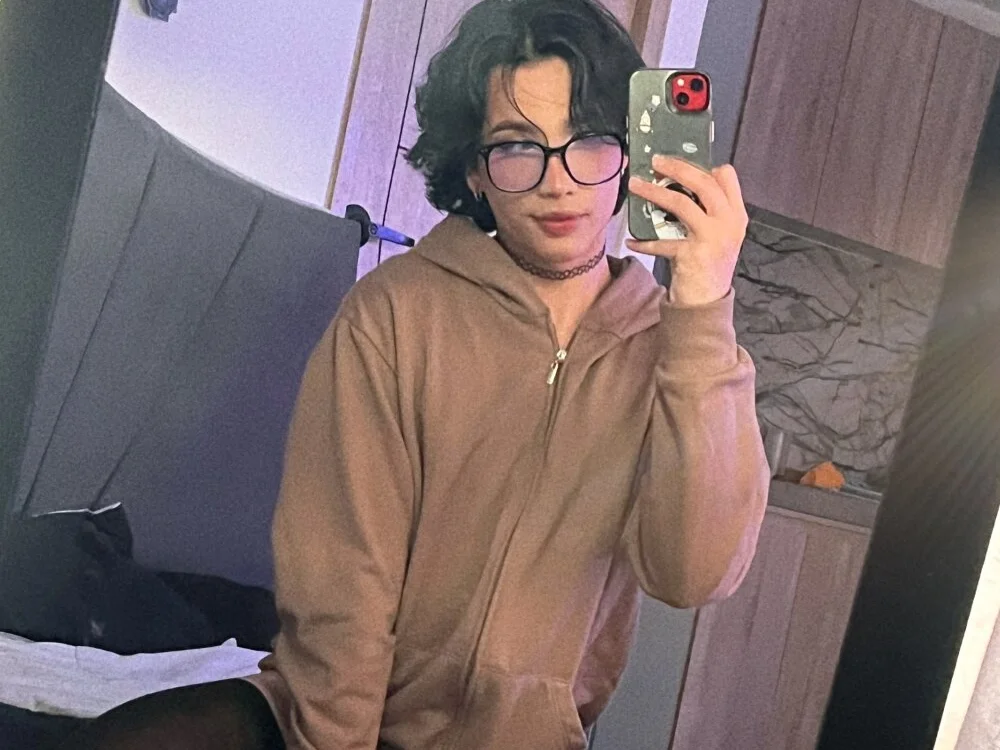 دردشة sue___0 الجنسية دون اتصال