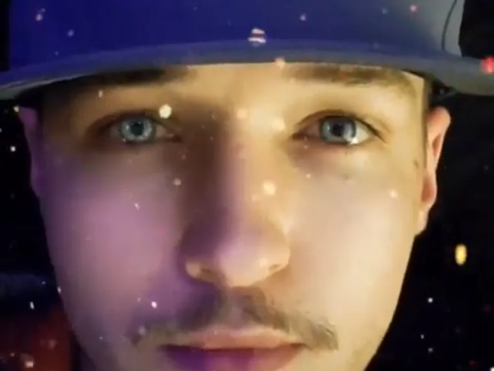 AllDay258's Offline Chat Room