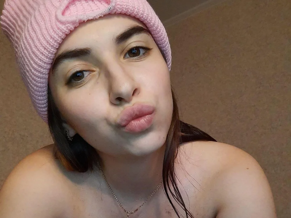 Little_milady77 offline chatrum