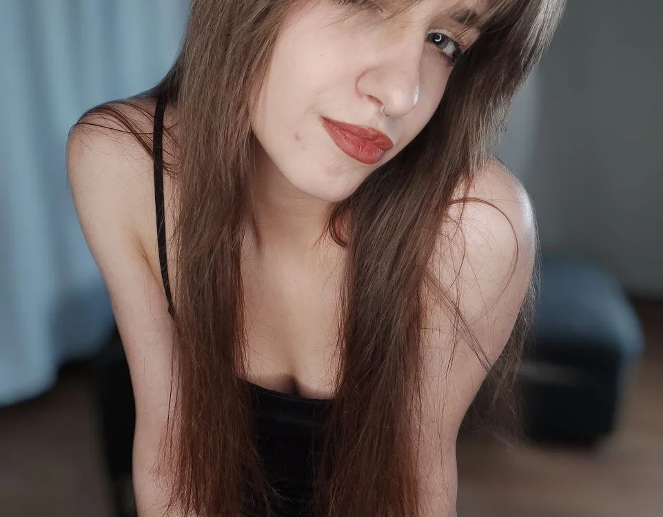 ClarineCasebolt Chat XXX in diretta