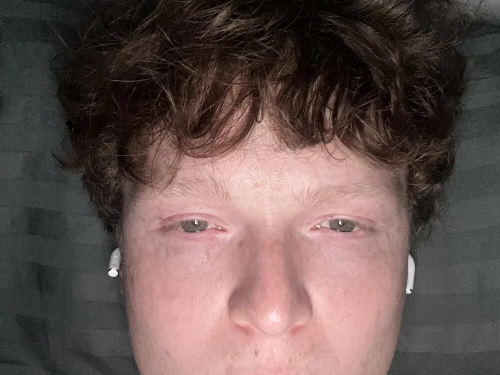 mikeydaddyyy Offline XXX-chat