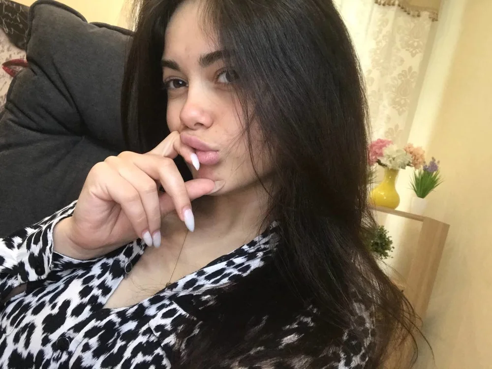 I_am_your_flower's Offline XXX Chat