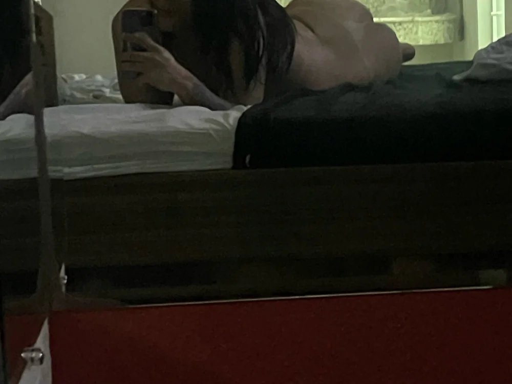 Gabybtc20's Offline XXX Chat