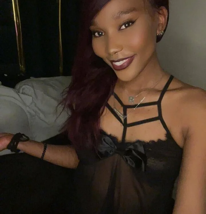 Chat +18 off-line de SexxybrownsugaX