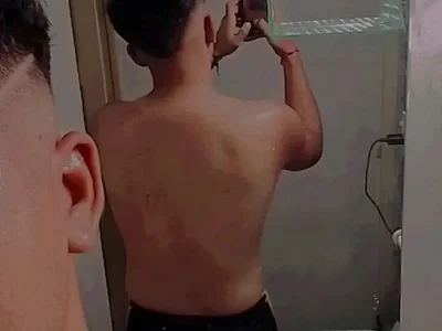 Ezequielsiosi - Boy 