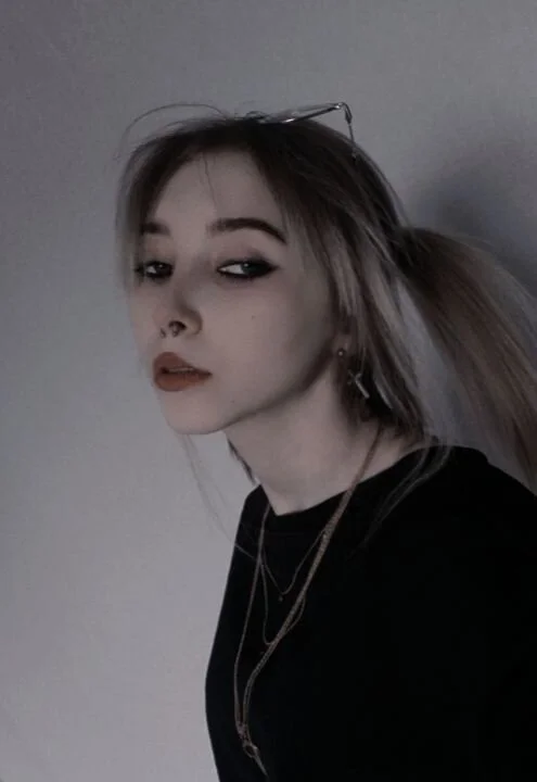 Ellen_Hops' Offline XXX Chat