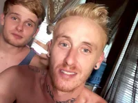 xslenderknife's webcam live show