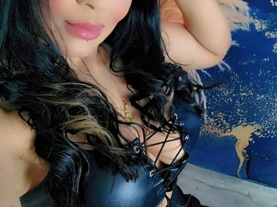 Phoenix_lovexxx on StripChat