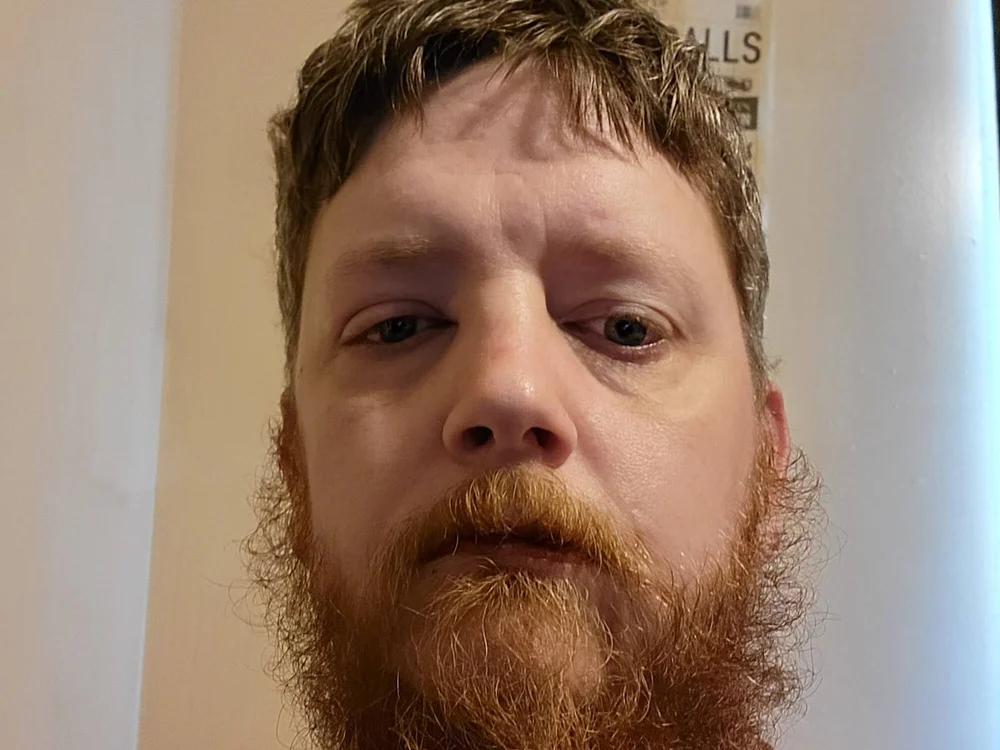 Sutton666's Offline Chat Room
