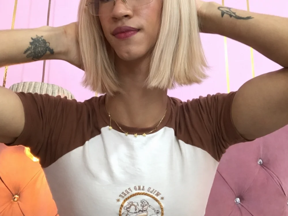 แชท XXX ออฟไลน์ของ Andrea_Nx