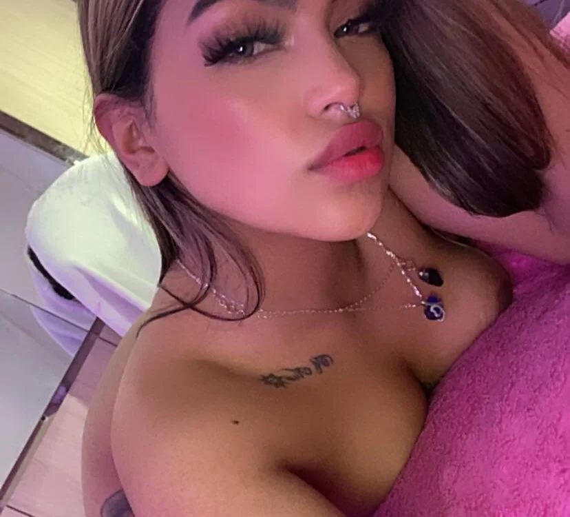 fairylatin222 Chat XXX offline